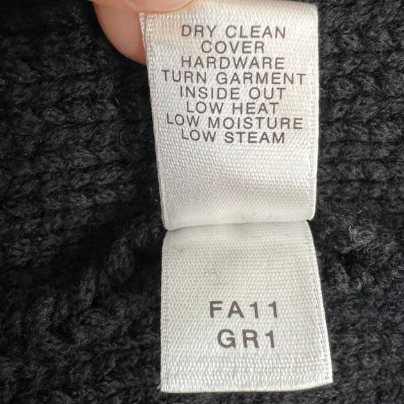 St. John Black Cardigan Sweater Wool Chunky Knit Shawl Collar 3/4 Raglan Sleeve - Picture 6 of 6